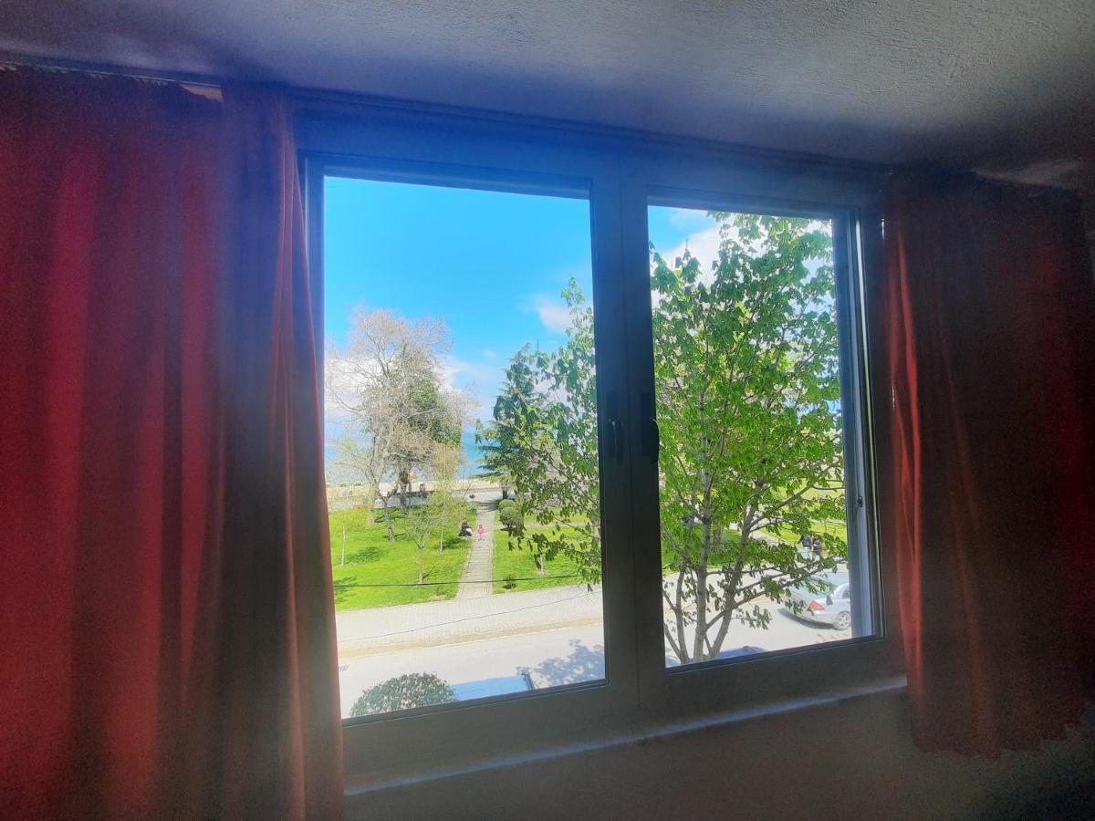 Elio'S Holiday Home Pogradec Extérieur photo