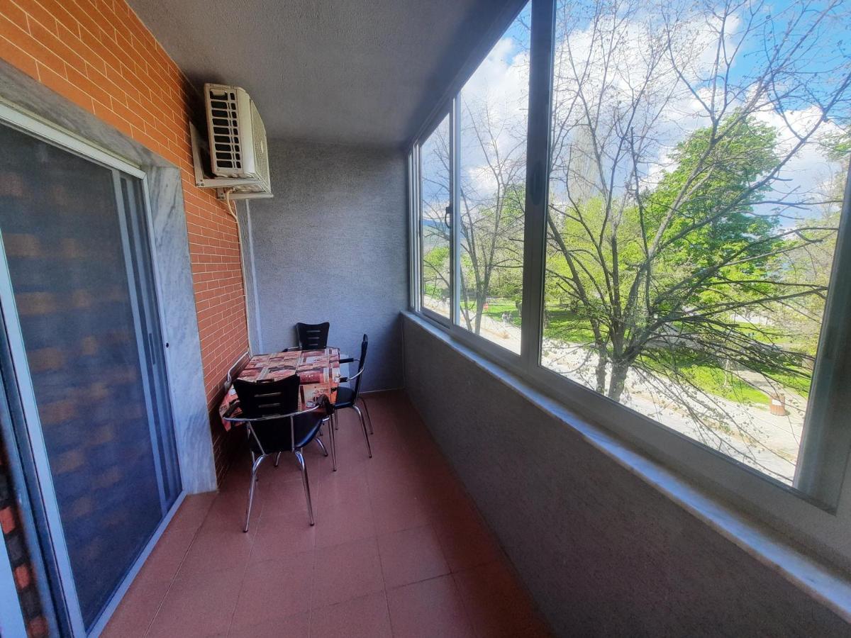 Elio'S Holiday Home Pogradec Extérieur photo