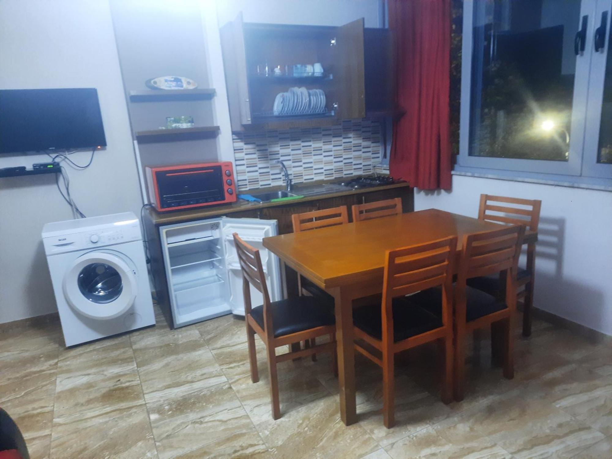 Elio'S Holiday Home Pogradec Extérieur photo